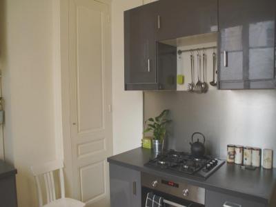 photo For rent Apartment LYON-6EME-ARRONDISSEMENT 69