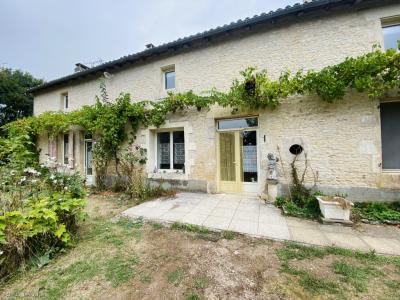 Vente Maison 4 pices CIVRAY 86400