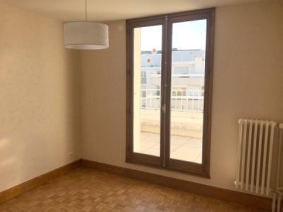 photo For rent Apartment CLERMONT-FERRAND 63