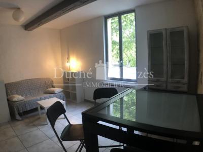 For rent Apartment UZES 