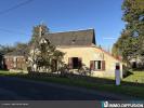 House  DANS UN HAMEAU