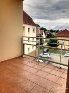 photo For rent Apartment AUDINCOURT 25