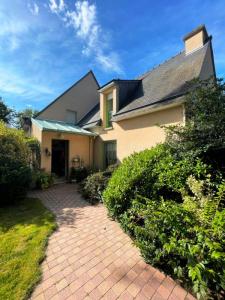 For sale House MONTFORT-SUR-MEU 