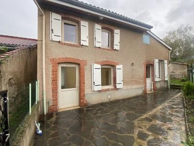 Location Maison POUILLY-LES-FEURS  42