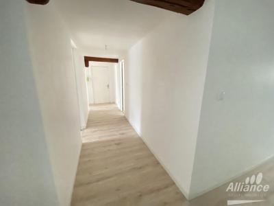 For rent Apartment ARBOUANS 