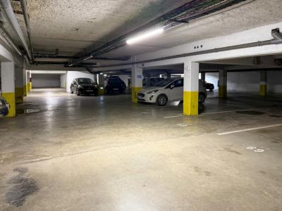 photo For rent Parking LILLE 59