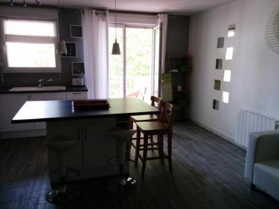 photo For rent Apartment BORDEAUX 33