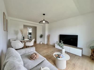 Location Appartement HYERES  83