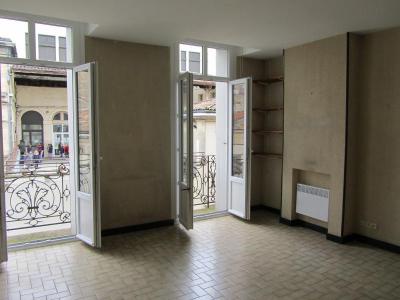 photo For rent Apartment BORDEAUX 33