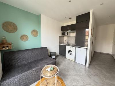 photo For rent Apartment MARSEILLE-2EME-ARRONDISSEMENT 13