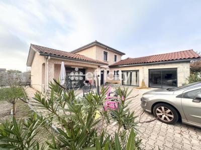 For sale House VAULX-EN-VELIN  69