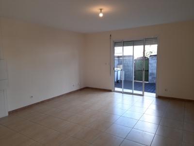 Location Maison SAINT-DENIS  974