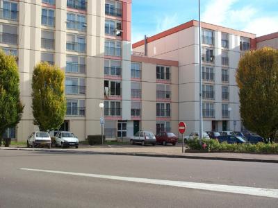 For rent Apartment MONTBARD  21