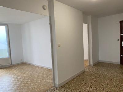 Location Appartement CALUIRE-ET-CUIRE  69