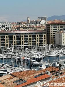 Location Appartement MARSEILLE-7EME-ARRONDISSEMENT 13007