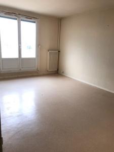 Location Appartement COMMENTRY 