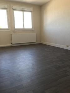 For rent Apartment COMMENTRY 