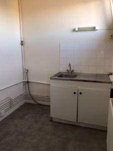 For rent Apartment COMMENTRY 