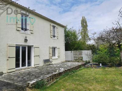 For sale House VOUILLE-LES-MARAIS  85