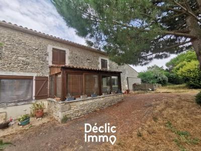 For sale House SAINT-PIERRE-LE-VIEUX  85