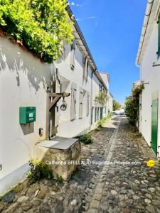 photo For sale House SAINT-MARTIN-DE-RE 17