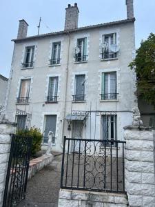 For sale Apartment building FONTENAY-SOUS-BOIS  94