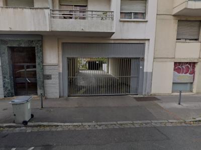 For rent Parking LYON-7EME-ARRONDISSEMENT  69