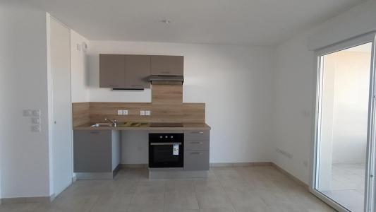 For rent Apartment MONTEUX  84