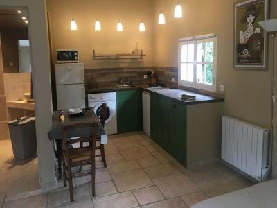 Location Appartement VENELLES  13