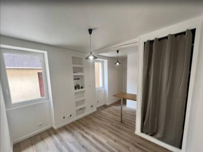 For rent Apartment ANGERVILLIERS  91