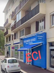 For sale Commerce FRANCONVILLE  95