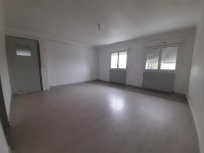 For rent Apartment CONTREXEVILLE 