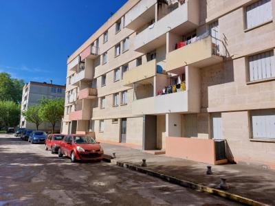 Location Appartement SORGUES  84