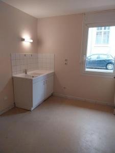 photo For rent Apartment LOCHES 37