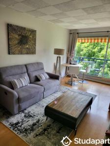 Location Appartement FRESNES  94