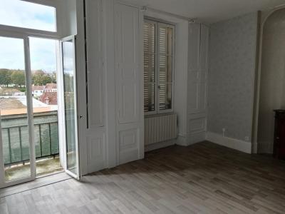 Location Maison AVALLON  89