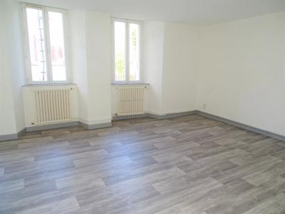 For rent Apartment GUERET 