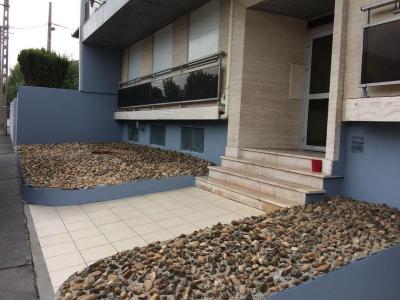 Location Appartement 4 pices BORDEAUX 33000