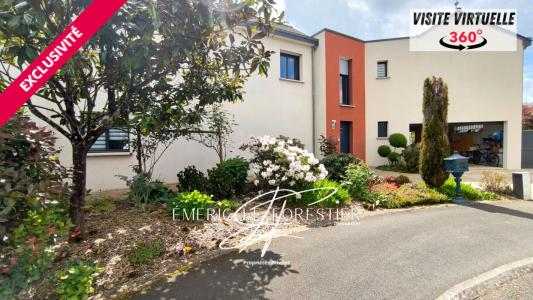 Vente Maison 7 pices SEGRE 49500