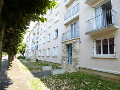 photo For rent Apartment DOUE-LA-FONTAINE 49