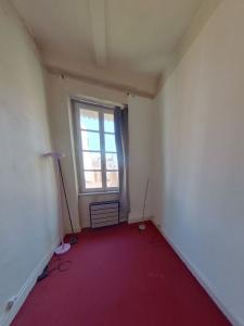 photo For rent Apartment LYON-6EME-ARRONDISSEMENT 69