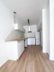 Location Appartement 2 pices ROQUEVAIRE 13360