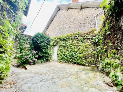 Vente Maison 9 pices ROCHECHOUART 87600