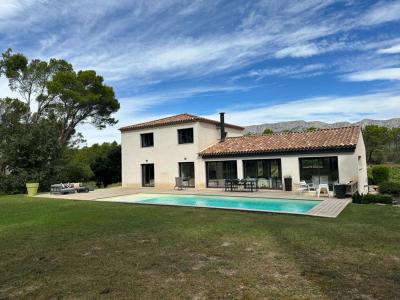 Vente Maison 8 pices ROUSSET 13790