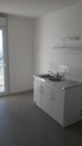 photo For rent Apartment AUTUN 71