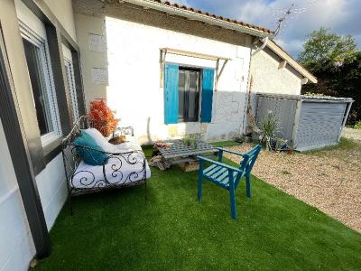 photo For rent House SAINT-MEDARD-EN-JALLES 33