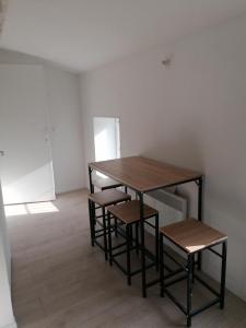 For rent Apartment CRAPONNE  69