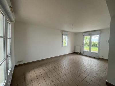 For sale Apartment MONTREUIL-JUIGNE 