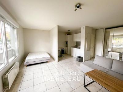 Location Appartement VAULX-EN-VELIN  69