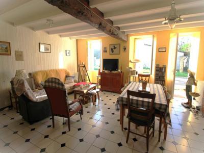 Vente Maison 7 pices PONS 17800